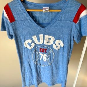 Womens Cubs shirt size medium.